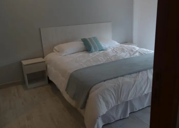 Alquier Temporario Corrientes Capital Para 2 Adultos Y 2 Ninos O 3 Adultos